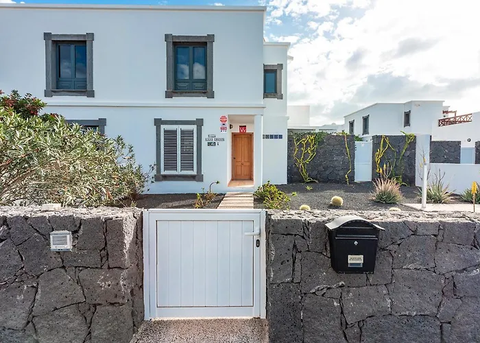 Casa Ernesto Villa Playa Blanca