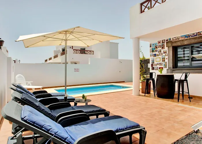 Casa Ernesto Villa Playa Blanca